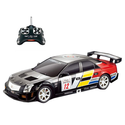 Mașină 1:24 pe un Cadilac CTS 866-2424