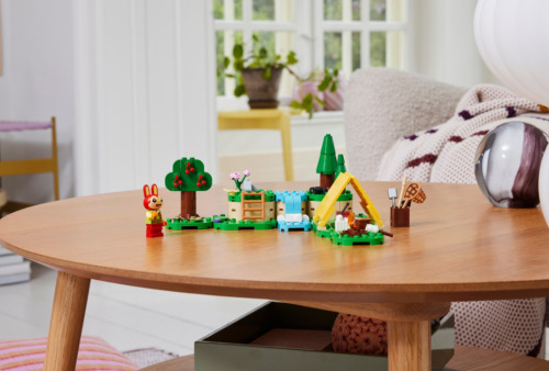 LEGO ANIMAL CROSSING ACTIVITATILE IN AER LIBER ALE LUI BUNNIE, 77047