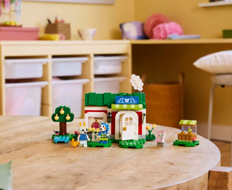 LEGO ANIMAL CROSSING THE ABLE SISTERS CLOTHING STORE,77055