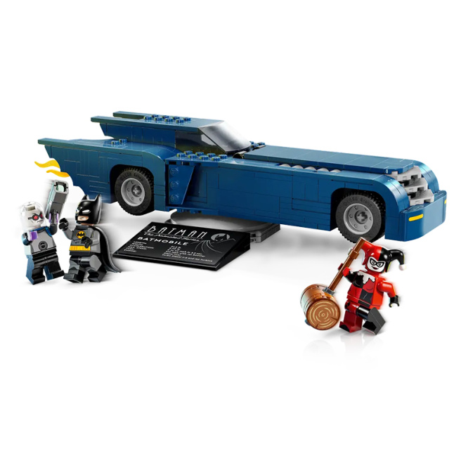Constructor LEGO Batman Movie Batman în Batmobile versus Harley Quinn și Mr Freeze 76274