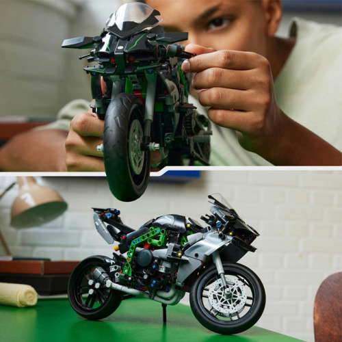 LEGO Technic Motocicletă Kawasaki Ninja H2R, 42170
