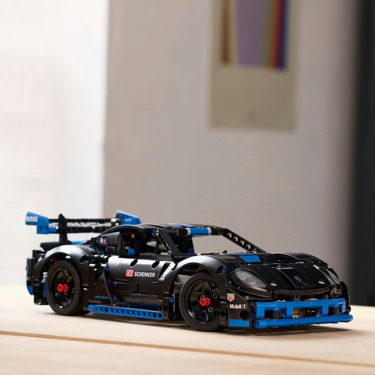 LEGO Mașină de curse Porsche GT4 e-Performance  42176