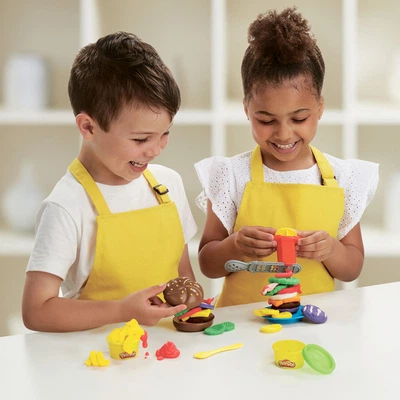 Set de creație Play-Doh Kitchen Creations „Gustări amuzante – Burger”, E5112_E5472