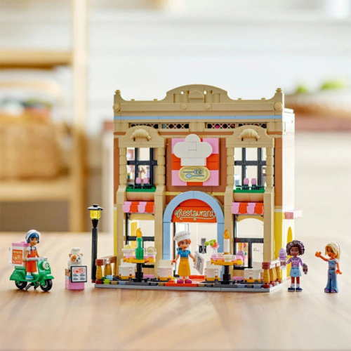 LEGO Friends Restaurant și Școală Culinară,  42655
