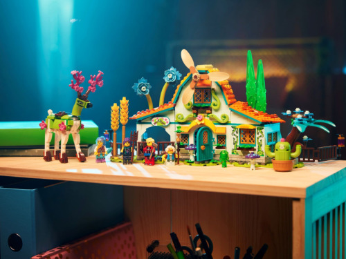 LEGO DREAMZ GRAJDUL CREATURILOR DIN VIS, 71459