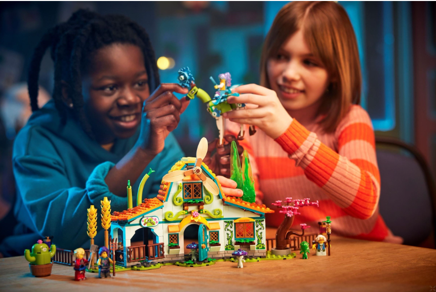 LEGO DREAMZ GRAJDUL CREATURILOR DIN VIS, 71459