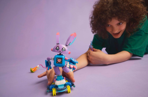 LEGO DREAMZZZ IZZIE AND BUNCHURRO THE GAMING BUNNY, 71490