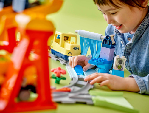 LEGO DUPLO BIG INTERACTIVE COMMUNITY TRAIN, 10428