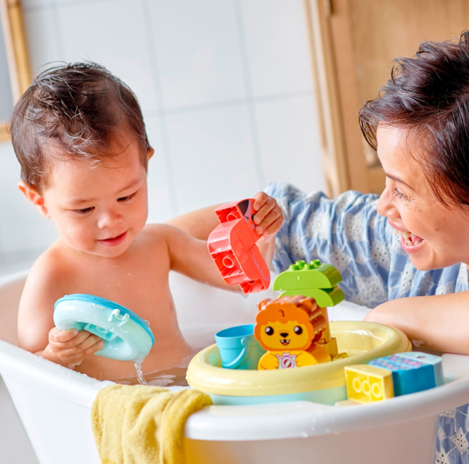 LEGO DUPLO DISTRACTIE LA BAIE INSULA ANIMALELOR PLUTITOARE, 10966