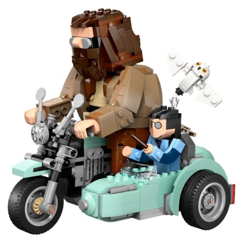LEGO Harry Potter Călătoria lui Hagrid și Harry pe motocicletă, 76443