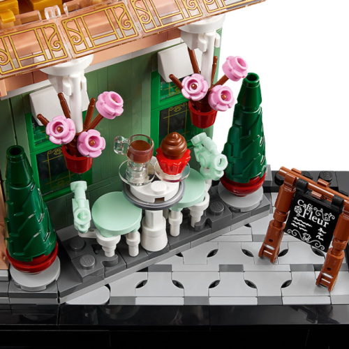 LEGO Icons Cafeneaua Franceză, 10362
