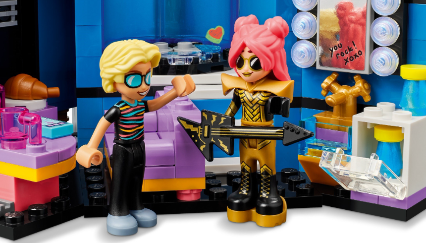 LEGO FRIENDS CONCURSĂ MUZICALUL ÎN ORASUL HEARTLAKE, 42616