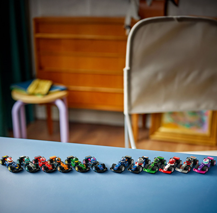 LEGO FORMULA 1 F1 COLLECTIBLE RACING CARS, 71049