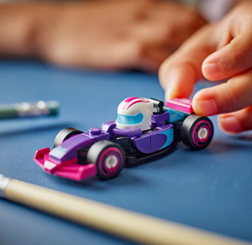 LEGO FORMULA 1 F1 COLLECTIBLE RACING CARS, 71049