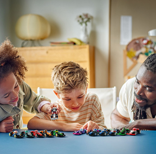 LEGO FORMULA 1 F1 COLLECTIBLE RACING CARS, 71049