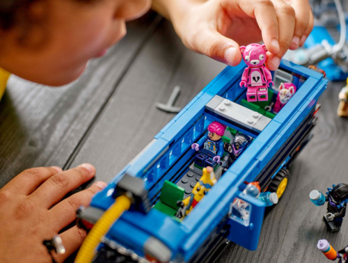 LEGO FORTNITE BATTLE BUS, 77073