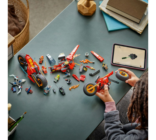 LEGO Ninjago Set Mașină de Război Ninja, 71844