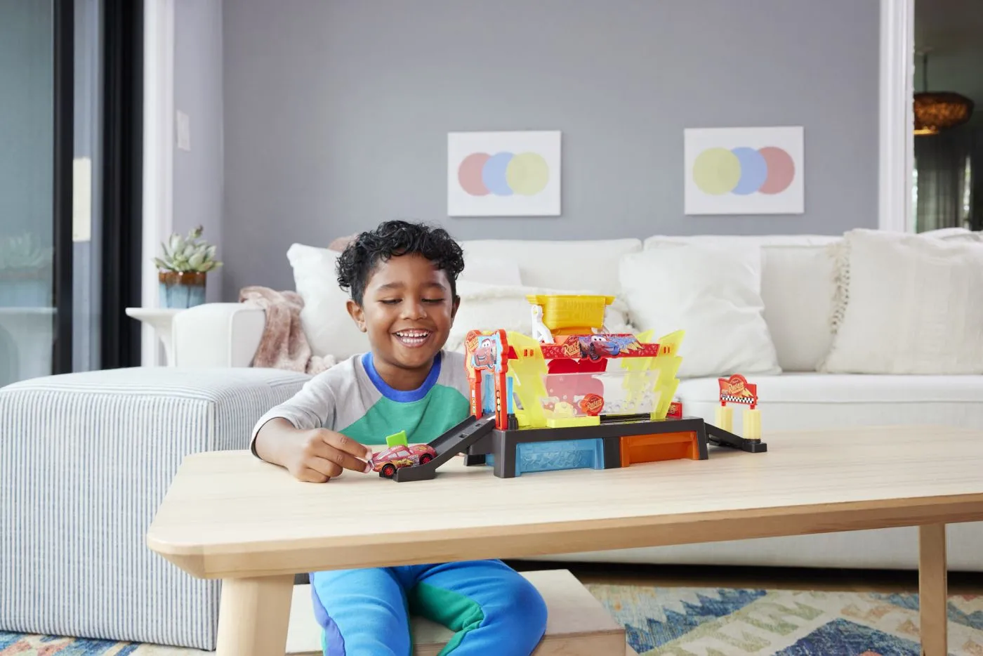 CARS SET DE JOACA SPALATORIE AUTO CU 1 MASINUTA INCLUSA COLOR CHANGE, MTJBM70