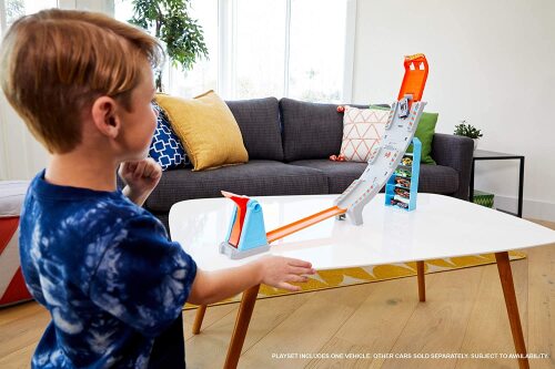 Трек с машинкой HOT WHEELS крутой подъем, MTGBF81_GBF83