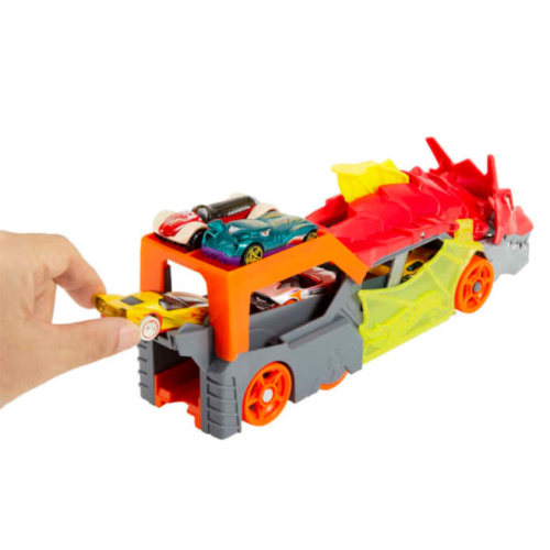 Грузовик Hot Wheels Злой дракон с отсеком для хранения машинки, MTGTK42