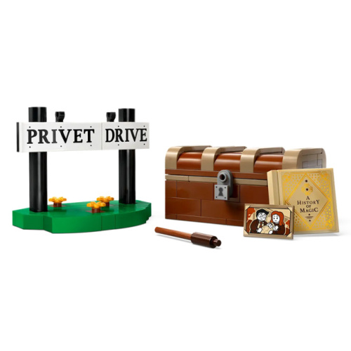 Constructor LEGO Harry Potter Hedwig de pe strada Privet 76425