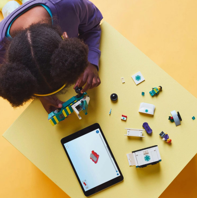 Машина скорой помощи LEGO City, 60451