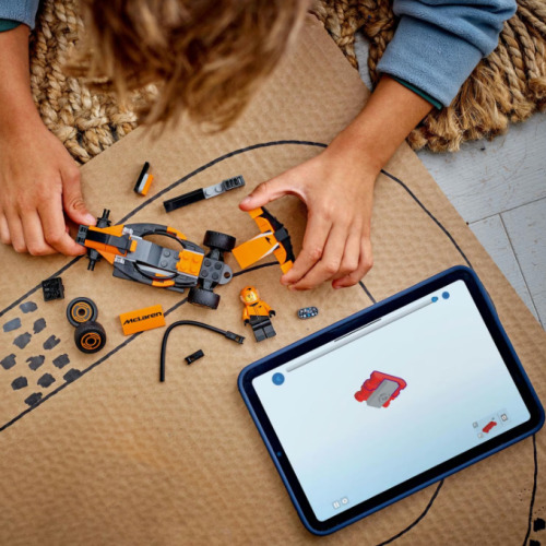 LEGO CITY Пилот Формулы-1 с гоночным автомобилем McLaren, 60442