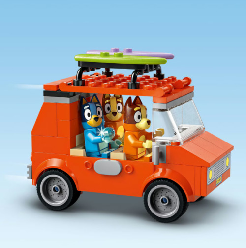 LEGO BLUEY СЕМЕЙНАЯ ПОЕЗДКА НА ПЛЯЖ НА МАШИНЕ, 11202
