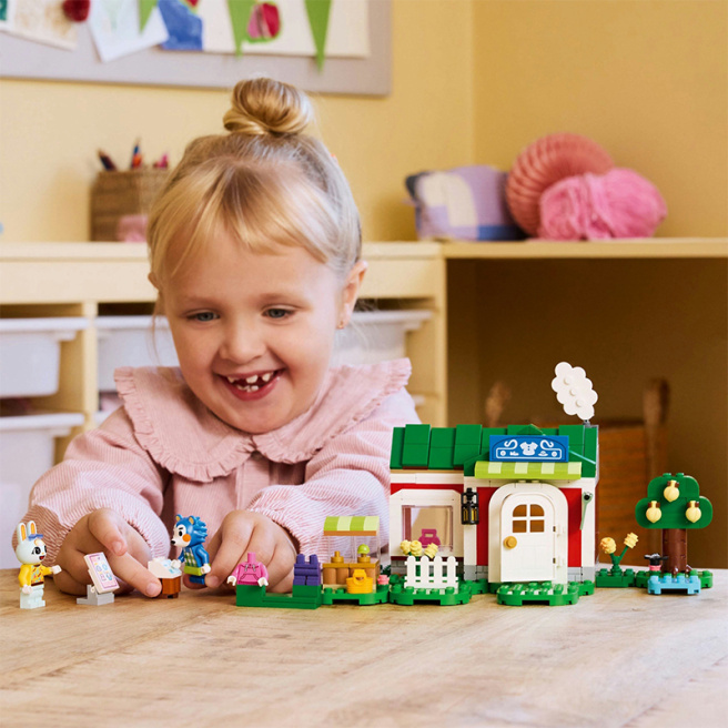 Конструктор LEGO Animal Crossing Магазин одежды Able Sisters 77055