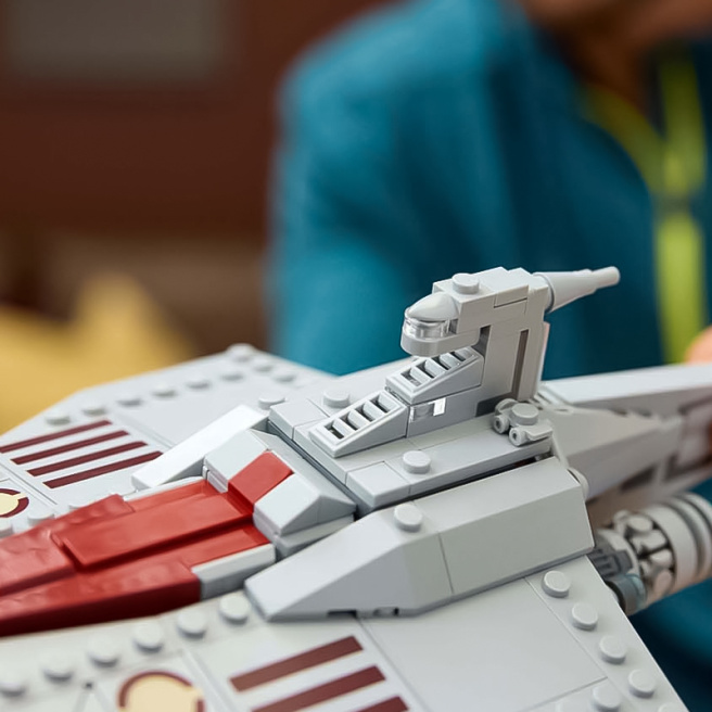 Конструктор LEGO Star Wars Штурмовой корабль класса Аккламатор 75404