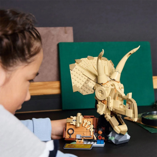 Конструктор LEGO Jurassic World Окаменелости динозавров: череп трицератопса 76969