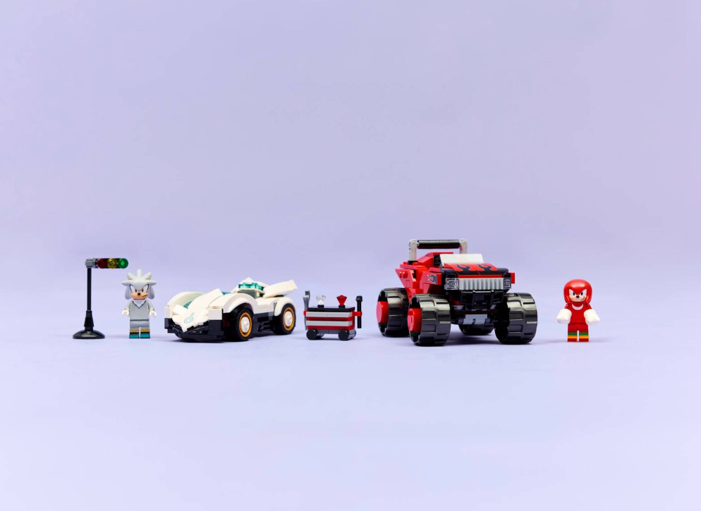 LEGO SONIC MASINA LUI SILVER VS CAMIONUL GIGANT AL LUI KNUCKLES, 77118