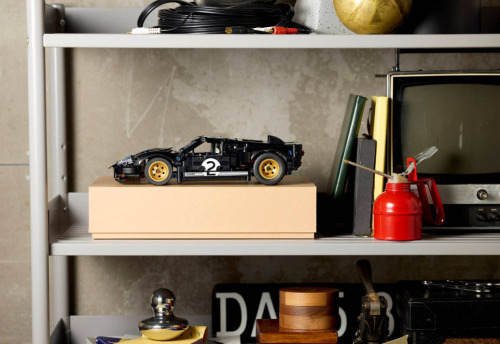 LEGO Technic Гоночный автомобиль Ford GT40 MKII 1966, 42223