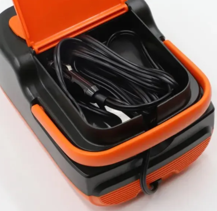 Pompa electrica: DC 12–14,4 V,  11,1 V 6000 mAh