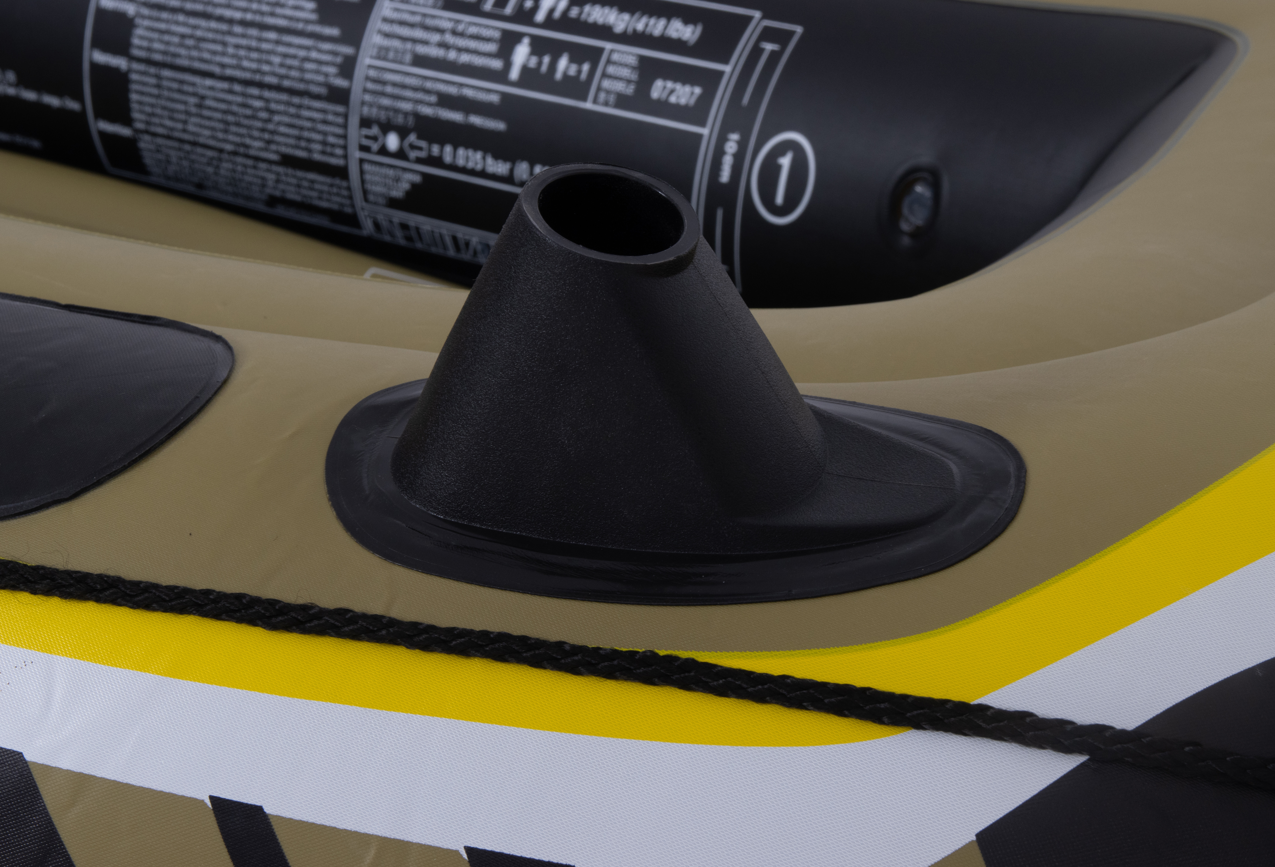 Надувная лодка “Fishman 200" с веслами и насосом, 218x110x36см, 07207-1