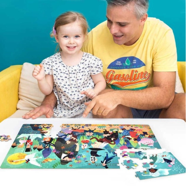 Puzzle în valiză „Parada basmelor” MD3098