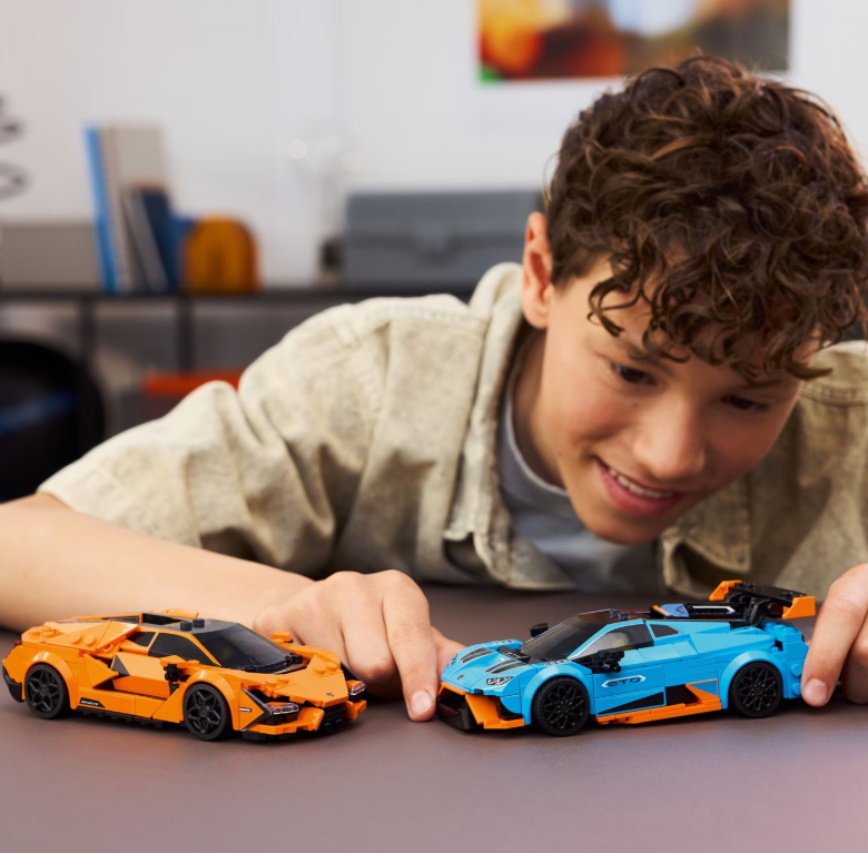 LEGO Speed Champions: Lamborghini Revuelto и Huracán STO