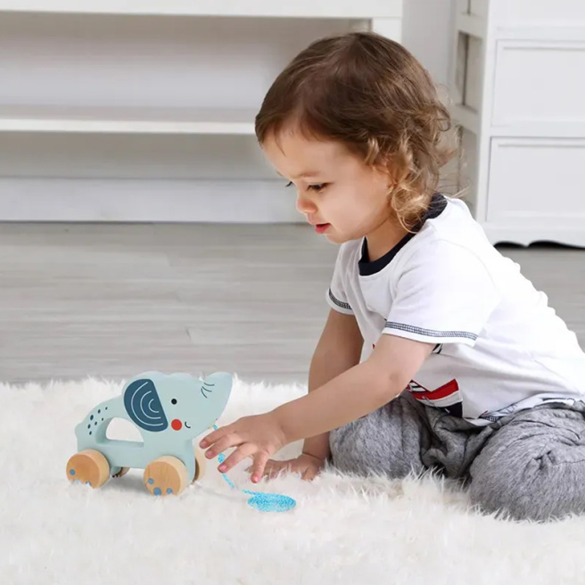 Деревянная игрушка Слоник на веревочке 57359