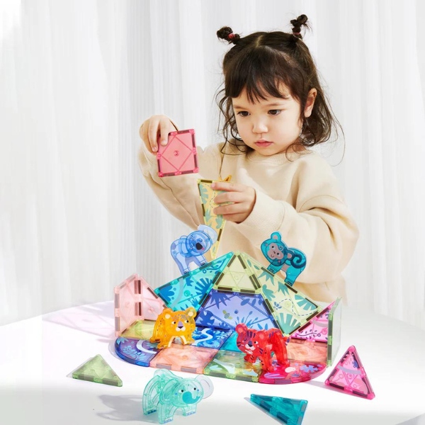 Set de construcție magnetic „Pădurea magică”, 40 elem. CT6399