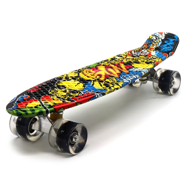 Penny board cu lumina YB-104 Graffiti craniu 136695