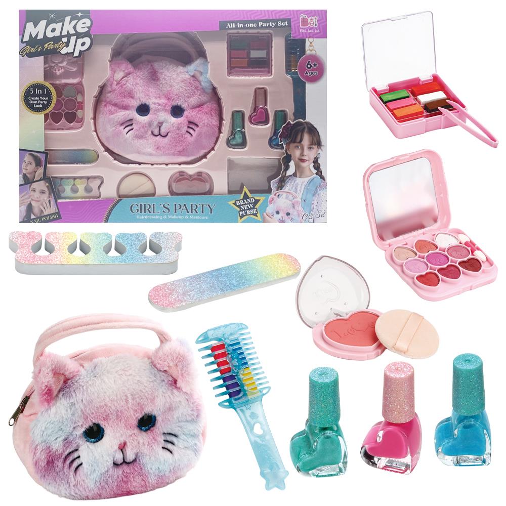 Set de cosmetice cu geantă M1W175