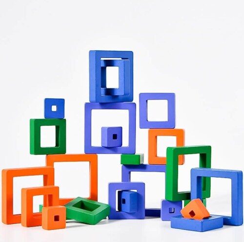 Joc de sortare a formelor geometrice din lemn S12E010